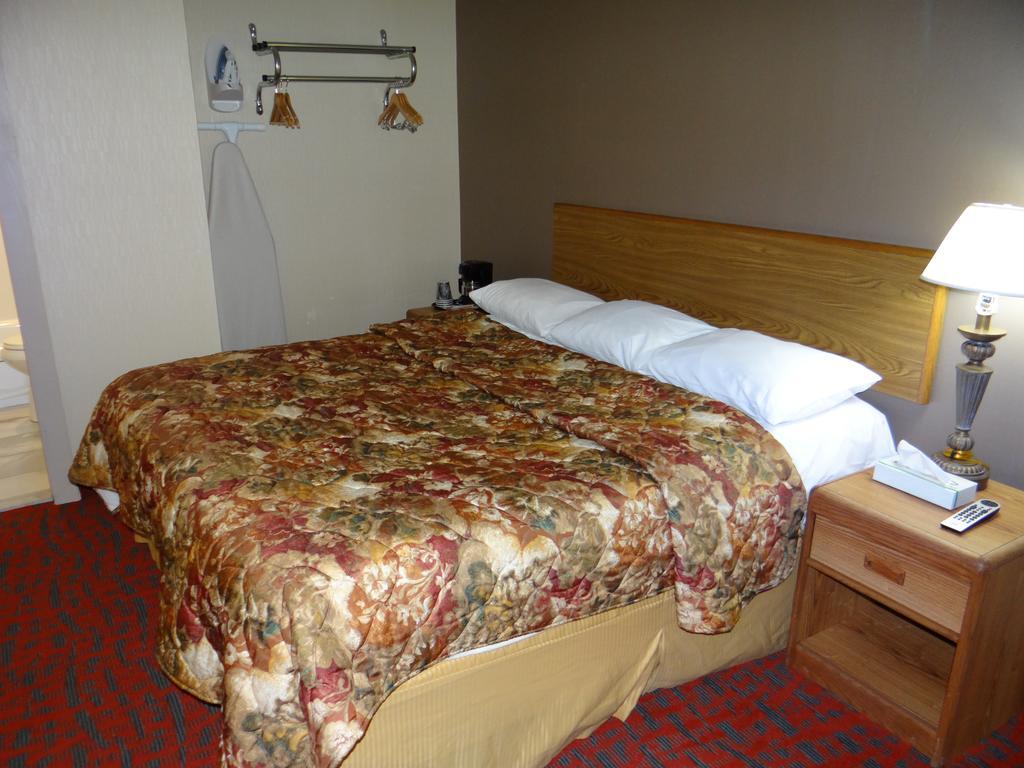 Edelweiss Ski Lodge Ellicottville Habitación foto